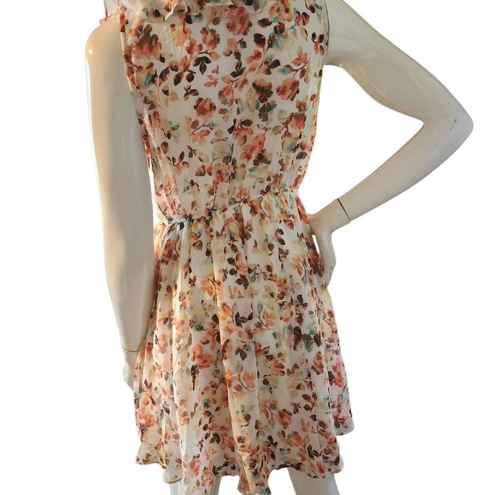 Floral Ruffle Dress - Picture 2 of 3